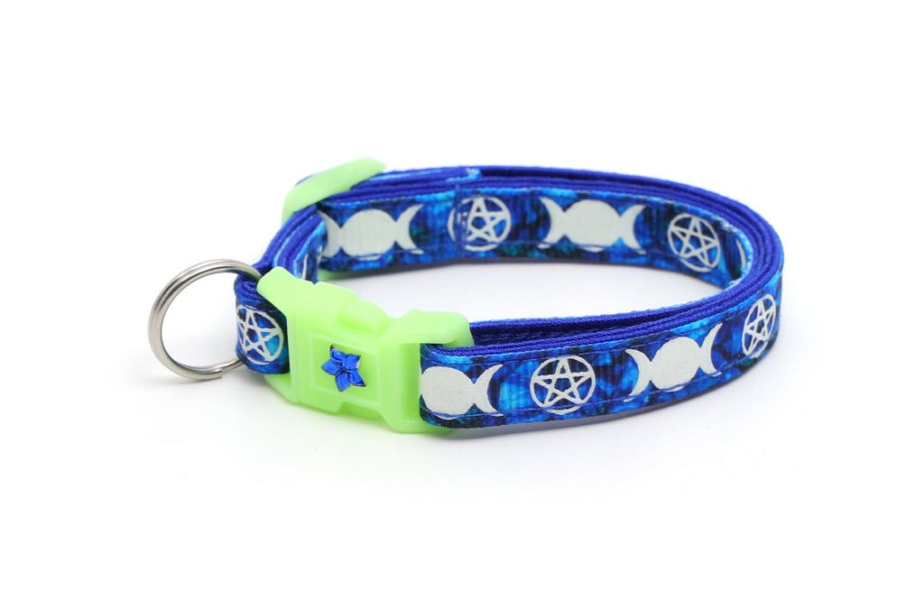 Wicca Cat Collar - Witch's Familiar on Sapphire - Breakaway Cat Collar - Kitten or Large size - Glow in the Dark B123D31
