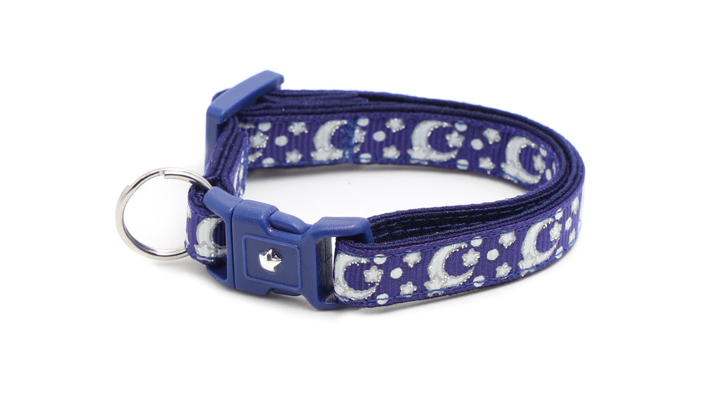 Moon Cat Collar - Silver Moons and Stars on Navy Blue - Breakaway Cat Collar - Kitten or Large size - Glow in the Dark B45D201