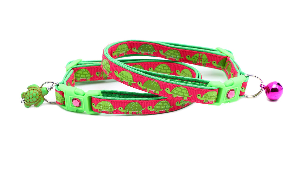 Turtle Cat Collar - Turtles on Pink - Small Cat / Kitten Size or Large Size B29D253